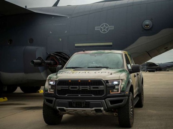 日本、幅2.4mのピックアップトラック「フォードF-150」をアメリカから輸入へ！