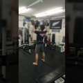 ダンベルショルダープレス　　トレーニングの様子