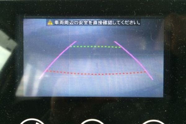 解決 バックカメラの曇り 日曜ガレージ 駐車場
