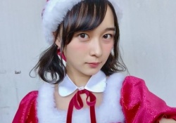 【画像】クリスマス近いからサンタコスの乃木坂メンでも見ようぜwwwww