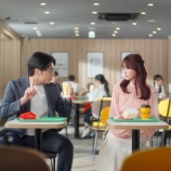 『[イコラブ] 髙松瞳「マクドナルド『 390ペア 』のWebCMに、さや香 新山さんと出演します」』の画像