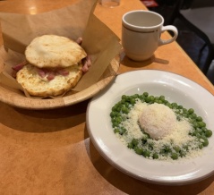 カスタマイズ！サイゼリヤの朝　～サイゼリヤ 新宿西口エルタワー店