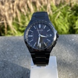 『CITIZEN ATESSA　ブラックで統一されたソーラー電波モデル』の画像