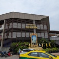 行くとこないのでランシット市場と空軍博物館へ