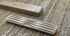 痛すぎないから踏み続けられる、足ツボ踏み器