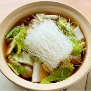 ♡ボリューム満点！肉団子と白菜の春雨鍋♡【#簡単レシピ #時短 #節約 #鶏ひき肉 #白菜レシピ 】