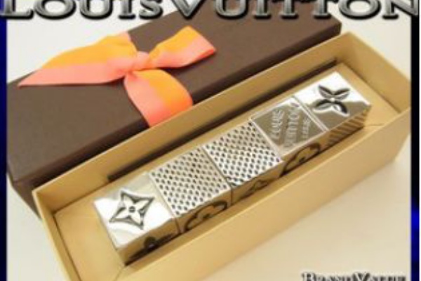 希少 LOUIS VUITTON マネークリップ 非売品 希少 VUITTON マネークリップ ルイヴィトン レザー