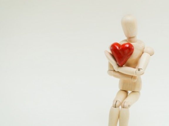 人間って生まれつき愛を持ってる訳じゃなくて『親から愛情をもらって初めて愛を持つ』ってマジ？