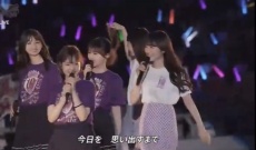 【元乃木坂】西野七瀬「10thライブ」中に与田祐希のポニーを持ち上げて遊ぶwww