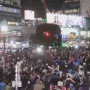 W杯ドイツに大勝利で渋谷スクランブル交差点が大変なことに！！ テンションあがりすぎた若者が大騒ぎ