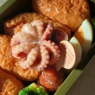 ニャン✕スクワットタイム。と、お花のちょうちょ作りました。