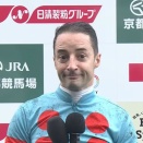 ルメールって強い馬の後ろに付いて行ってるだけだなのになんで上手いって事になってんの？