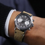 『【Sinn】356シリーズの25周年を祝うアニバーサリーモデル 356.FLIEGER.KLASSIK.JUB』の画像