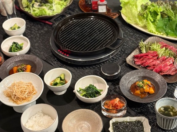 WBC日本vs韓国戦を観ながら、焼肉の夜ごはん