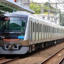 小田急の自動放送で使われる1番ホームという表現は珍しいのか