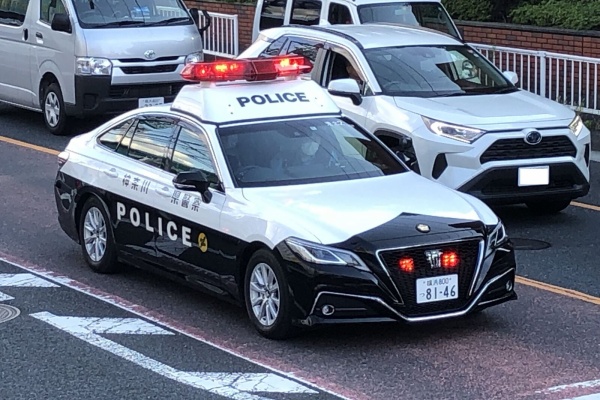 神奈川県警のパトカー