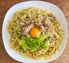 雷文@光市 の 「雷麺（らいめん）」 #雷文 #らいもん #雷麺 #二郎インスパイア系 #雷二郎 #油そば#焼肉  #光市 #山口県 #ラーメン #つけものいし