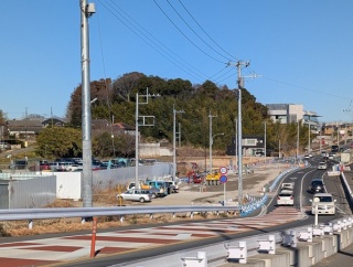 都市軸道路「下花輪駒木線」の4車線化工事の状況（2026年1月9日）