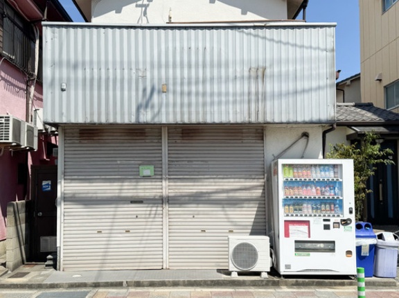 川添の「ホワイト急便」が閉店してる