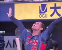 【HR】大山のホームランに万波くん大はしゃぎｗｗｗｗｗｗｗ