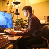 夜型人間は夜に活動した方がいい11の理由