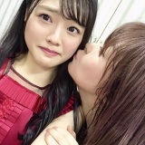 指原莉乃にキスされる本村碧唯の微妙な表情www