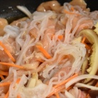 鶏むね肉としらたきで♪ヘルシーチャプチェ
