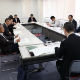『議会全員協議会を急遽、開催』の画像