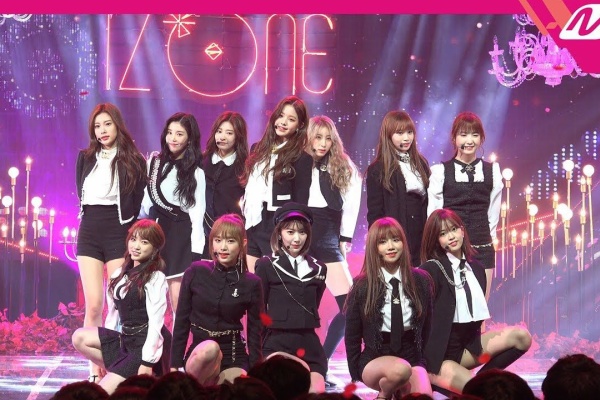 黒の衣装がかっこいい Iz One M Countdown で La Vie En Rose を披露 Iz Oneまとめノート 黒の衣装がかっこいい Iz One M Countdown で La Vie En Rose を披露 Iz Oneまとめノート