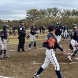 『猛打の「山野ガッツ」４強　24日に準決と決勝』の画像