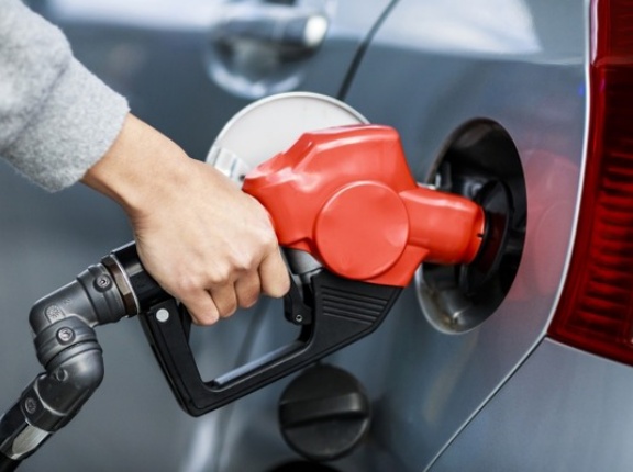 富山ドライバーの節約意識の実態は？！『47都道府県 ドライバー節約意識調査2026』発表！※アクサ損害保険調べ。