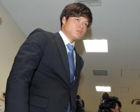 阪神・谷本本部長「守屋は信用して全面協力する。でも、養育費は払おうな笑」