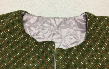 『【初心者の洋裁・裏付きかっぽう着作り3】首回り狭すぎてパターンから描き直し』の画像