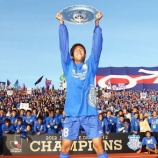 『「俺たちのSUPER柏❕」甲府 12年ぶりに地元に復帰 MF柏好文が今季限りでの現役を引退すると発表！病気を乗り越えてプレー「スタジアムの歓声や声援は忘れることはありません」』の画像