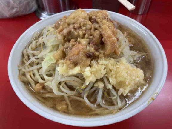 今は昼営業だけなのです　ラーメン二郎 柏店