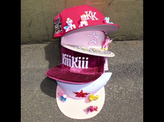 UNDERDOGS - KiiiKiii