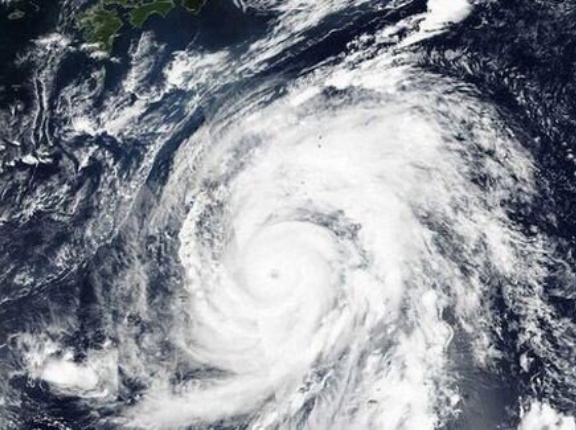 【悲報】大型の台風25号が発生　シルバーウィークに関東接近かも