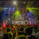 超満員の会場は大熱狂！『AMUSEMENT MUSIC FES 2025』アーケード音ゲー4社『コナミ』『セガ』『タイトー』『バンナム』による夢の競演ライブのライブレポートをお届け