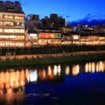 京都人「京都の冬は寒いし夏は暑い」ﾄﾞﾔｱ