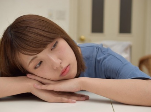 【画像】人妻さん「夫がいても、誰かを好きになっていいですか･･･････？」→
