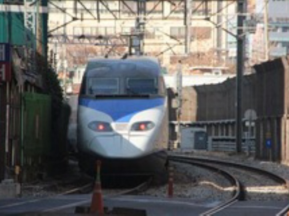 ウズベキスタン、韓国製の高速鉄道を導入へ
