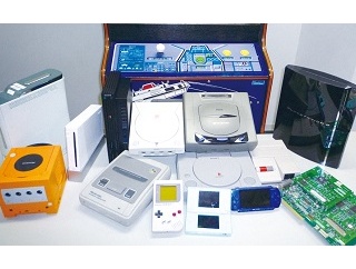 ゲーム機で『謎のまま終わった端子とか機能』といえば？