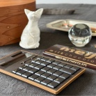 【PR】チョコが苦手な方にもオススメ♪ミズナラ香るジャパニーズウイスキーとオシャレamadanaの板チョコみたいな電卓