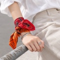【ストール活用術】Faliero Sartiを巻かずに楽しむ方法