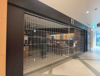 『クロスゲート金沢』内にある『エムザ デリマーケット』が閉店するらしい。『MATCHA &（マッチャアンド）』の期間限定POP UP CAFEがオープンしてる。