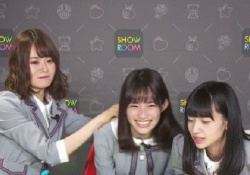 【衝撃gif】山崎怜奈×掛橋沙耶香×金川紗耶、いちゃいちゃｗｗｗ