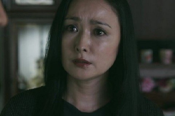 ドラマキャスト 国生さゆり