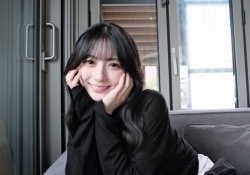 【画像】川﨑桜『母と二人旅しました』←ガチで可愛すぎて話題に