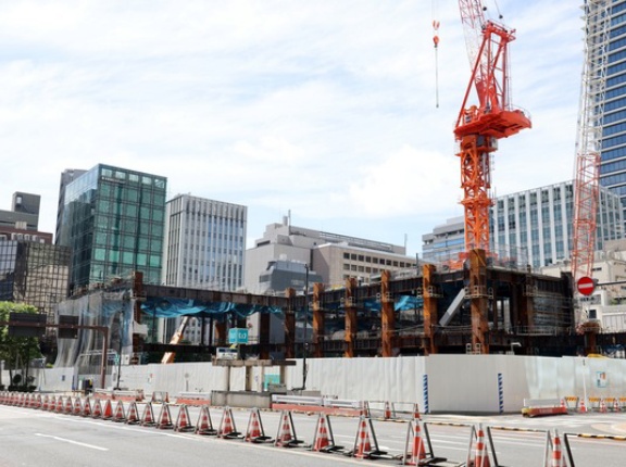 高さ約171m「TORANOGATE（トラノゲート）」の建設状況！屋上庭園もある虎ノ門駅直結のオフィスビル（2025.7.19）