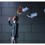 【悲報】ワイ27歳大卒職歴なし、普通の人生を諦める・・・ 	